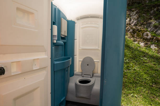 Best Portable toilet rental cost  in Fruitdale, CA